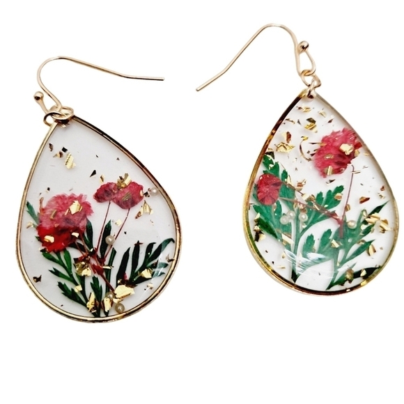 Gold Hoop earrings Pressed dried red flower Boho resin dangle 💖2/$30 - Picture 11 of 11
